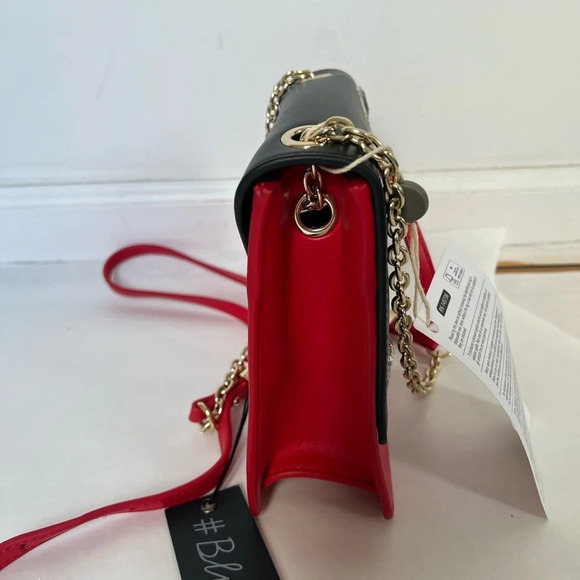 Tosca Blu Red Heart Small Multicolor Red Black Flap Crossbody Shoulder Bag NWT - Picture 3 of 12